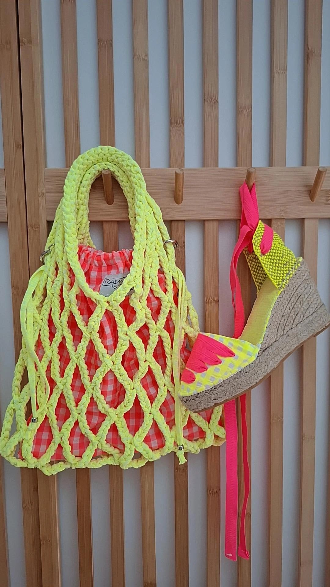 Bolso red