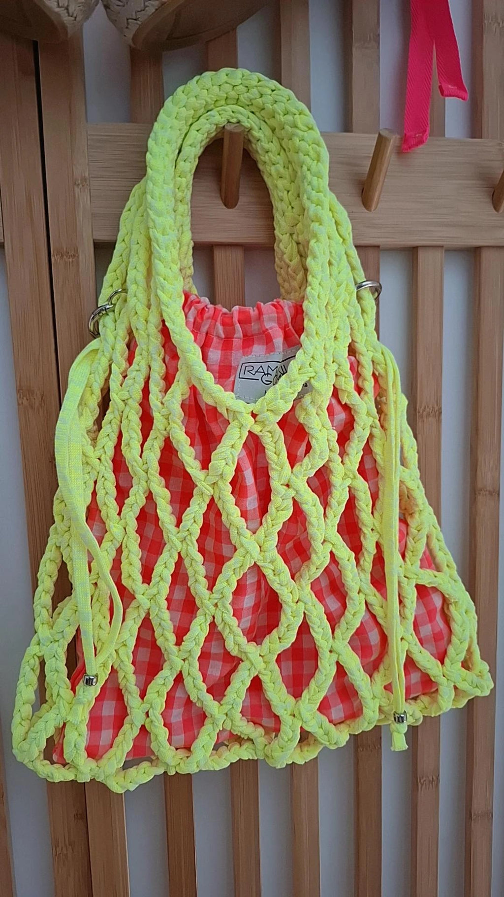 Bolso red