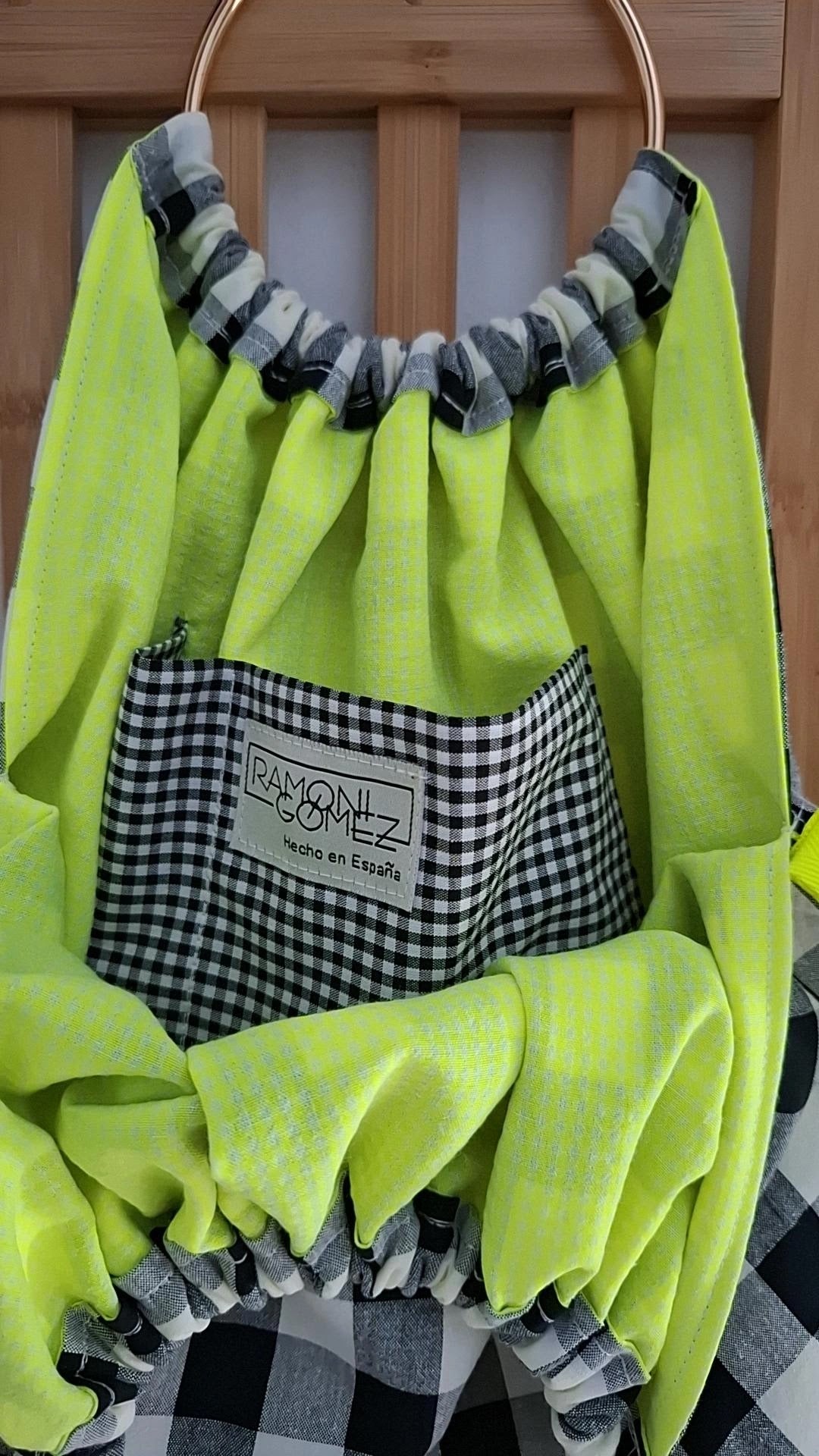 BOLSO AROS BLACK & FLUOR