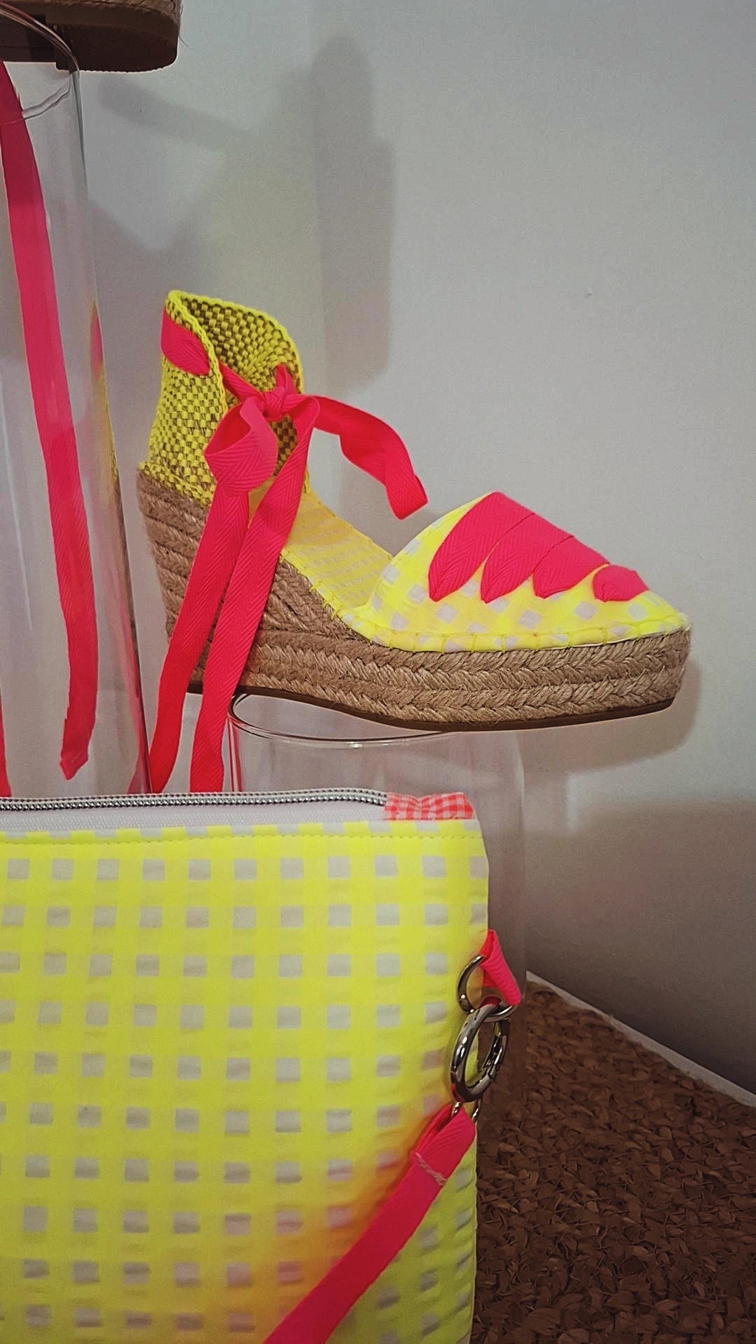Vichy Amarillo Fluor